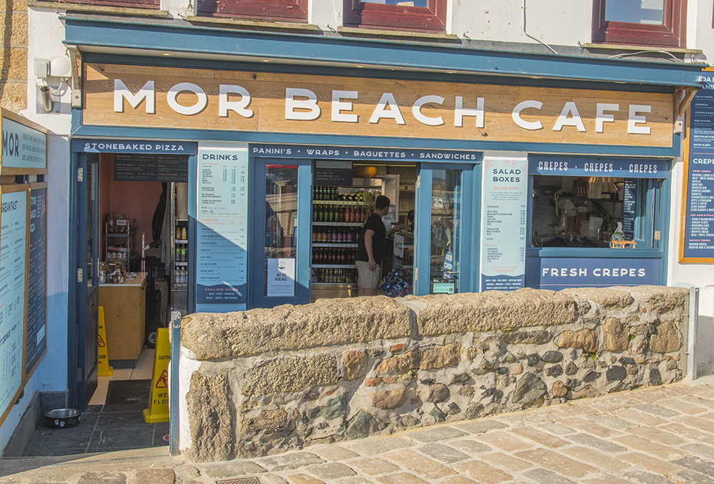 DSC 9254 Mor Beach Cafe Small