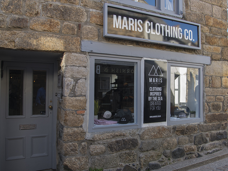Maris Clothing