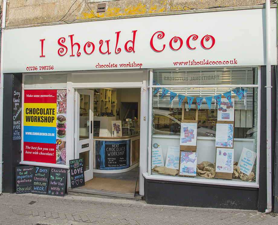 DSC 9488 I Should Coco Small