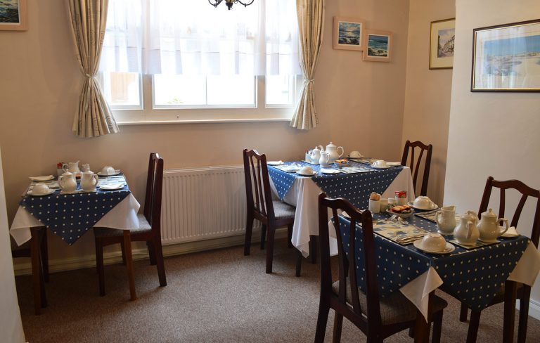 Downlong Cottage 4