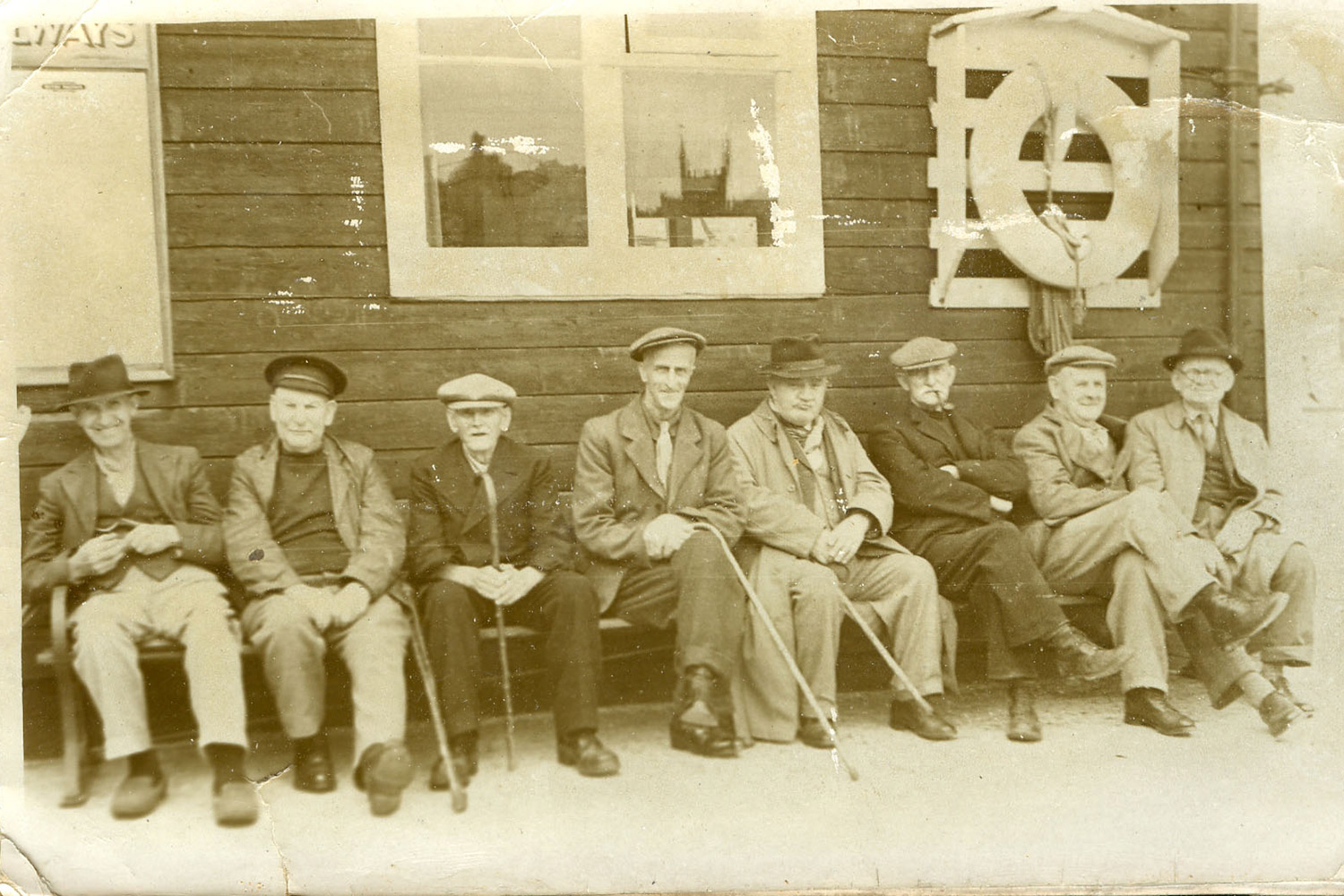 Fishermens Lodges Shore Shelter