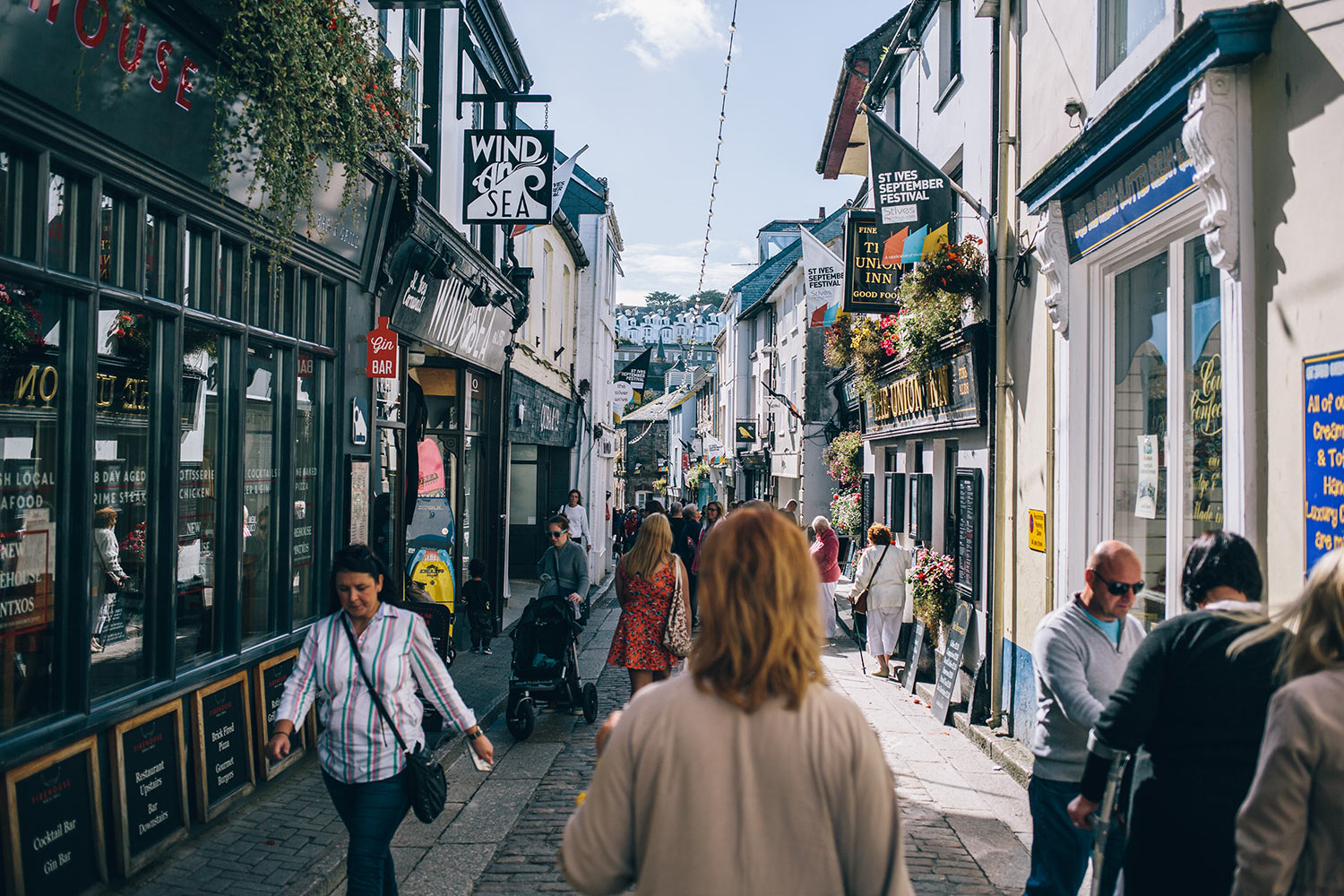 Placehold Lively Fore Street Am 1500