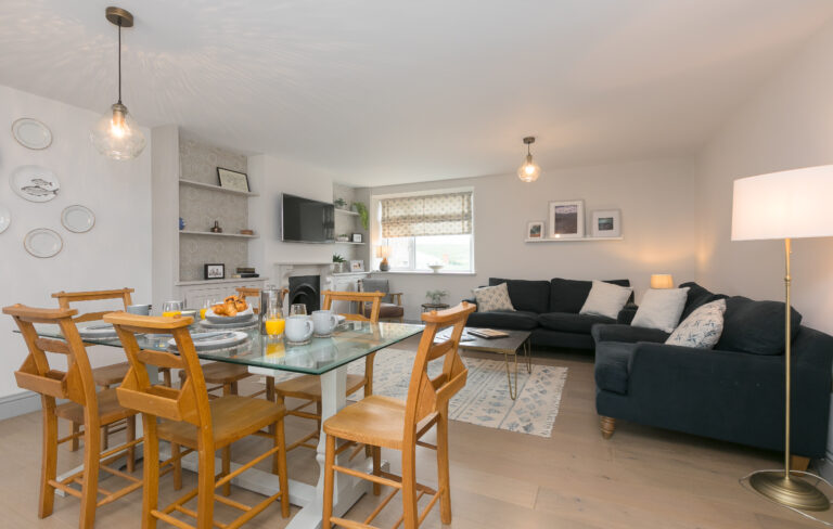 Polmanter Self Catering Cottages Morwenna Open Plan Living (8)