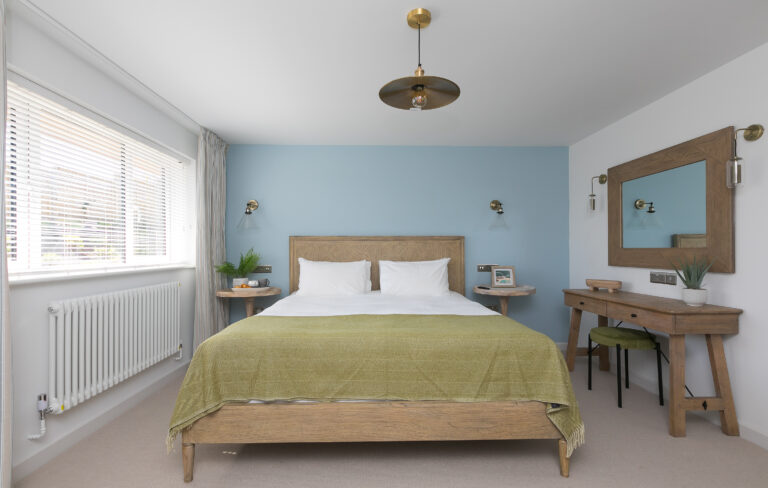 Polmanter Self Catering Cottages Senara Master Bedroom (4)