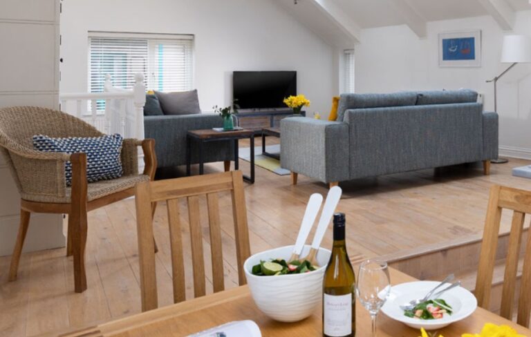 Sail Lofts Living Room Dining