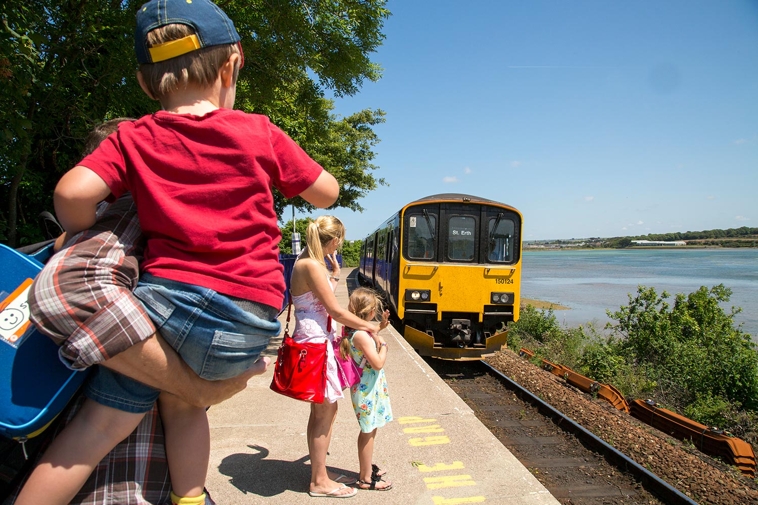 St Ives Bay Line Family 1500