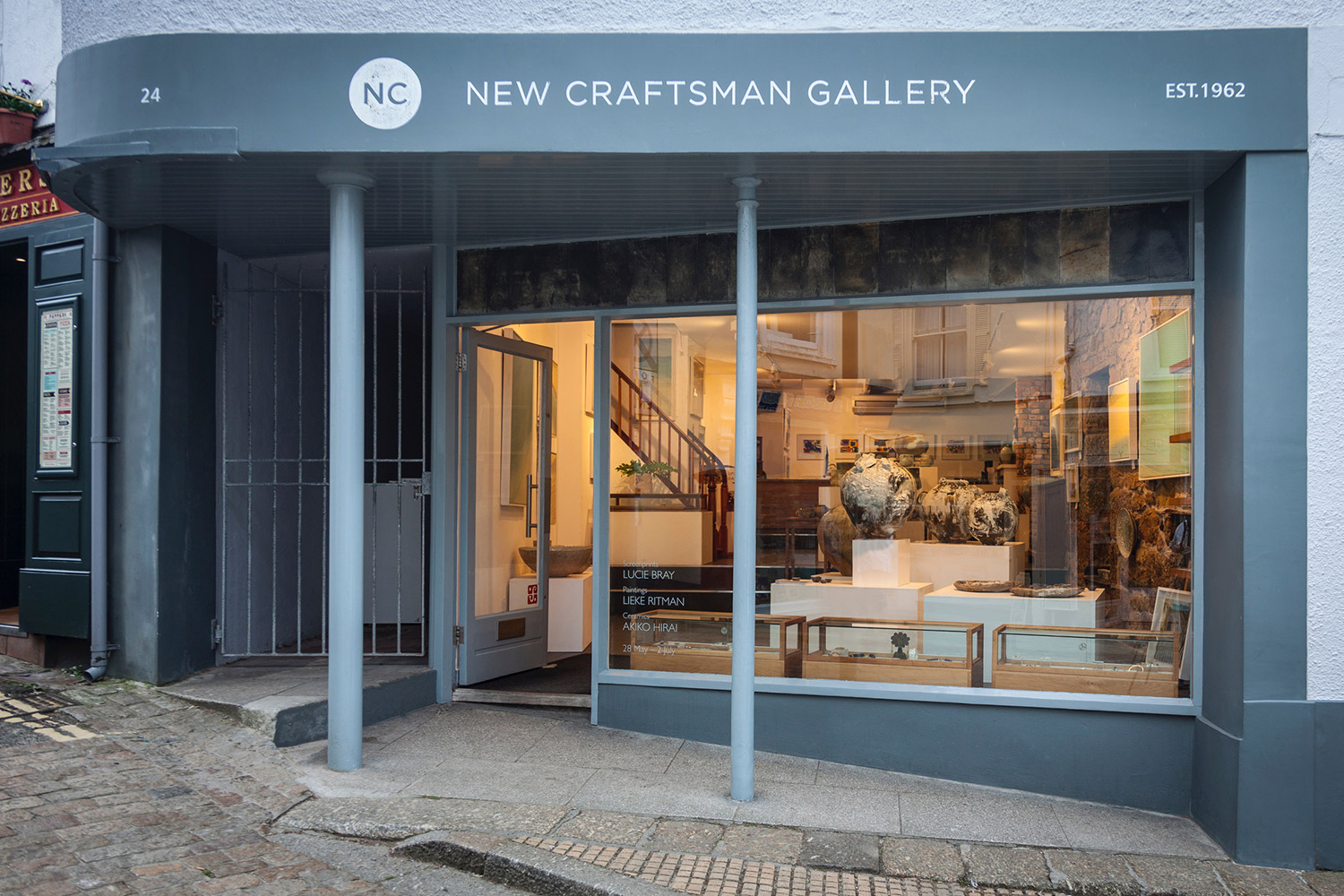 St Ives New Craftsman Gallery Fore Street 1500