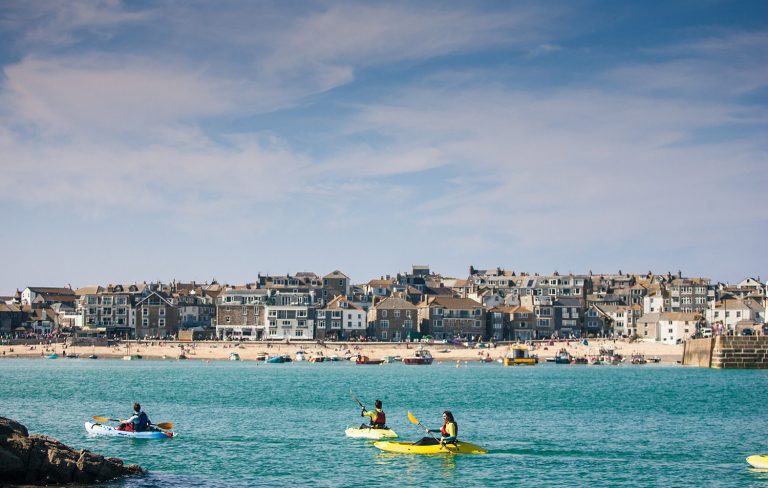 Surf School Kayak Np