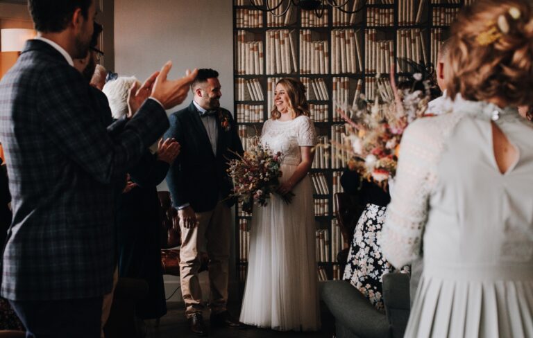 The Gannet Inn Wedding Cornwall Katiegoffphotography 9 D7d1382e4ee1f90fb08bcbffd6a232aa