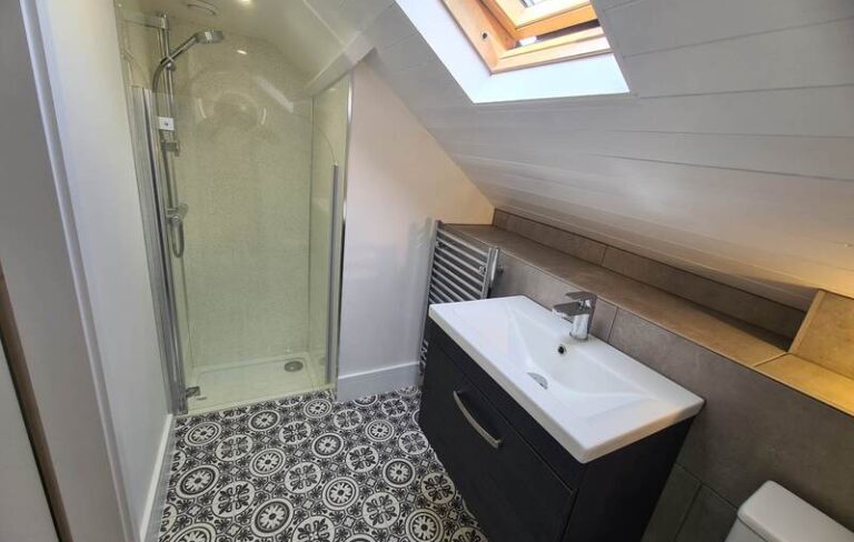 Room 6 Bathroom Two