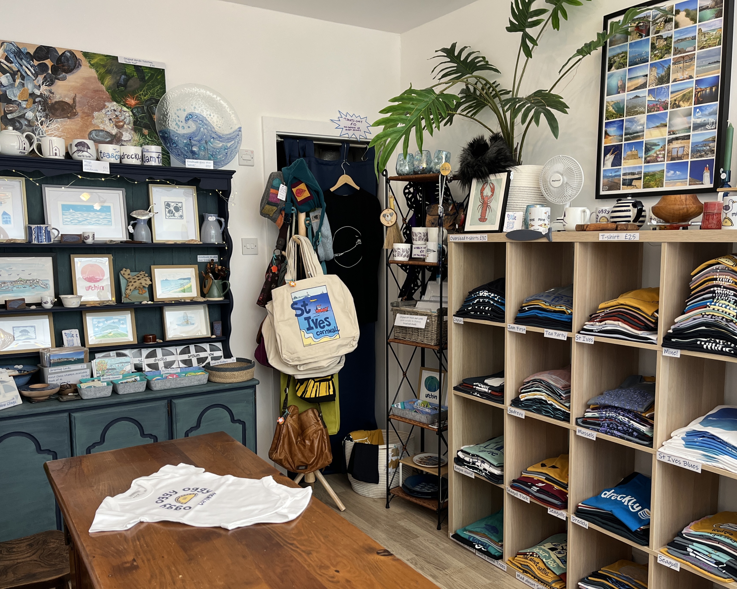 Tea And Coast Shop Interior